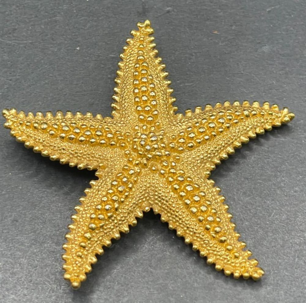 Vintage Large Monet Textured Gold Tone Starfish Pin Brooch 60.7mm